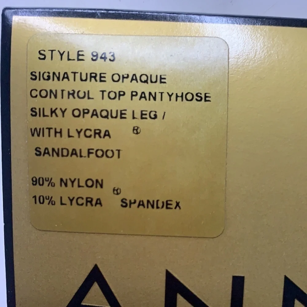 NWT Anne Klein Signature Silky Opaque control top pantyhose True block women’s